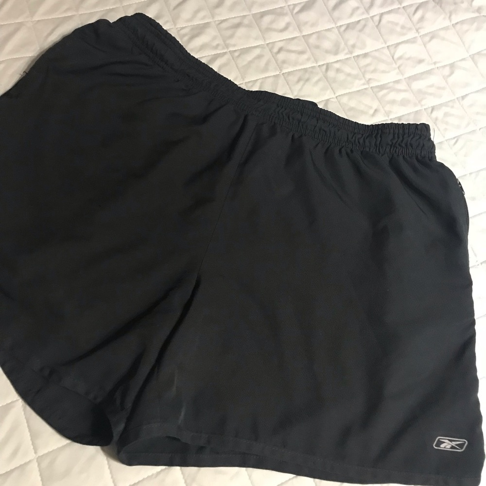 🏃🏻‍♀️Reebok🏃🏻‍♀️ running shorts